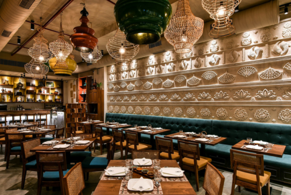 An example of attractively decorated and presented casual hotel restaurants.